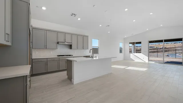 292 Museo Del Parco Drive in The Amara Collection at Portofino at Lake Las Vegas — representation photos