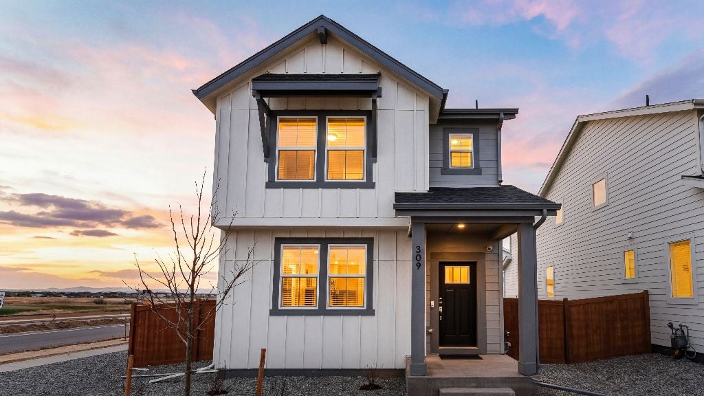 Aurora floor plan at Sky Ranch
