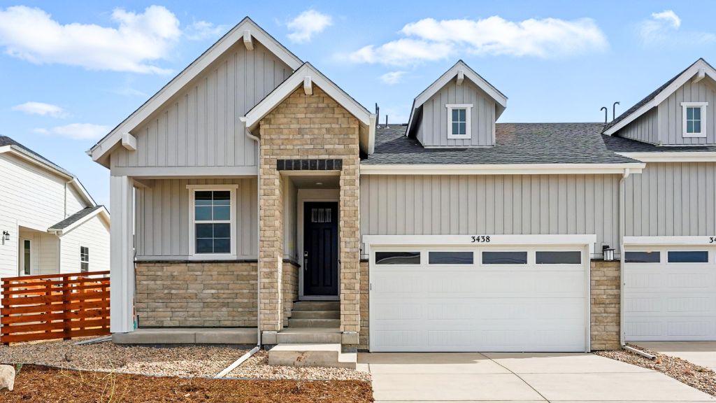 Aurora Highlands Sand Dune Exterior 3438 N Duquesne Way.jpg
