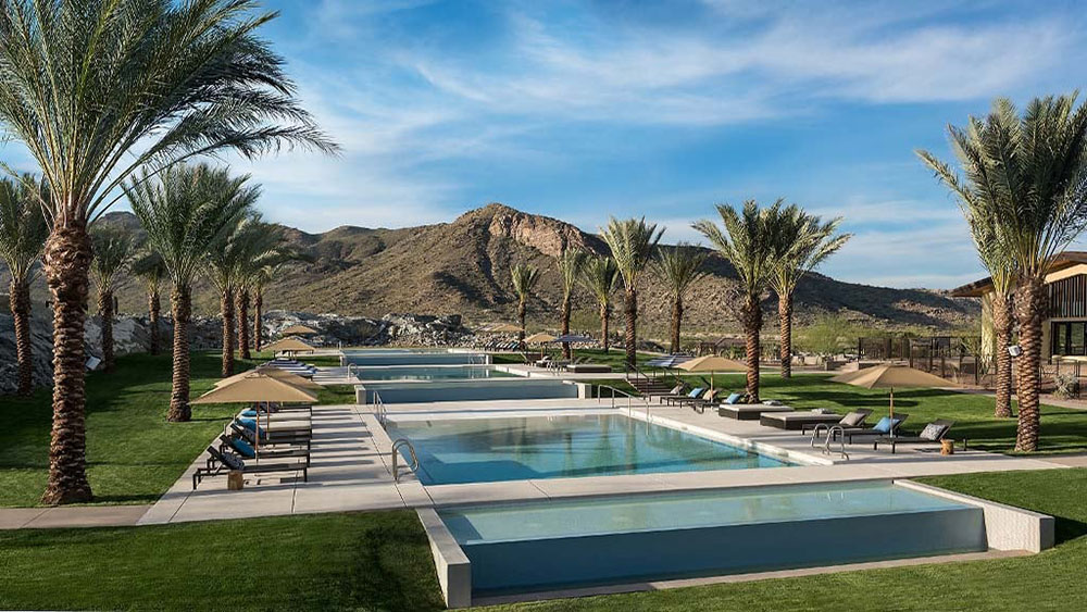 Victory at Verrado - Pool Toward Tiger Mountain