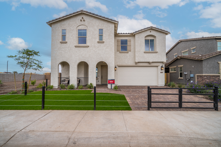 3827 S Daisy — new home in Hawes Crossing Venture I Collection